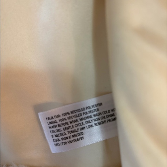 Cat & Jack Baby Faux Fur Jacket - Cream size 3-6m - Picture 4 of 5